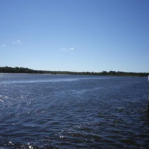 Tin Bay's Sleepy Lagoon 3* Tin Can Bay